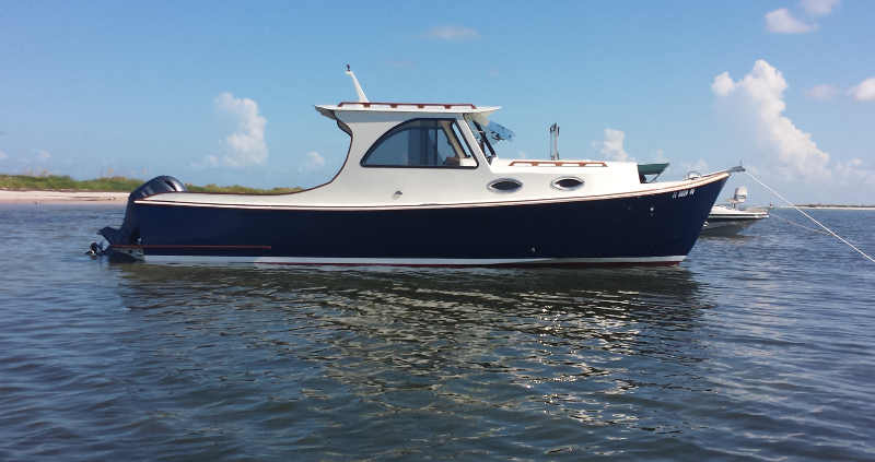 26' berry point outboard cruiser ~ planing & semi