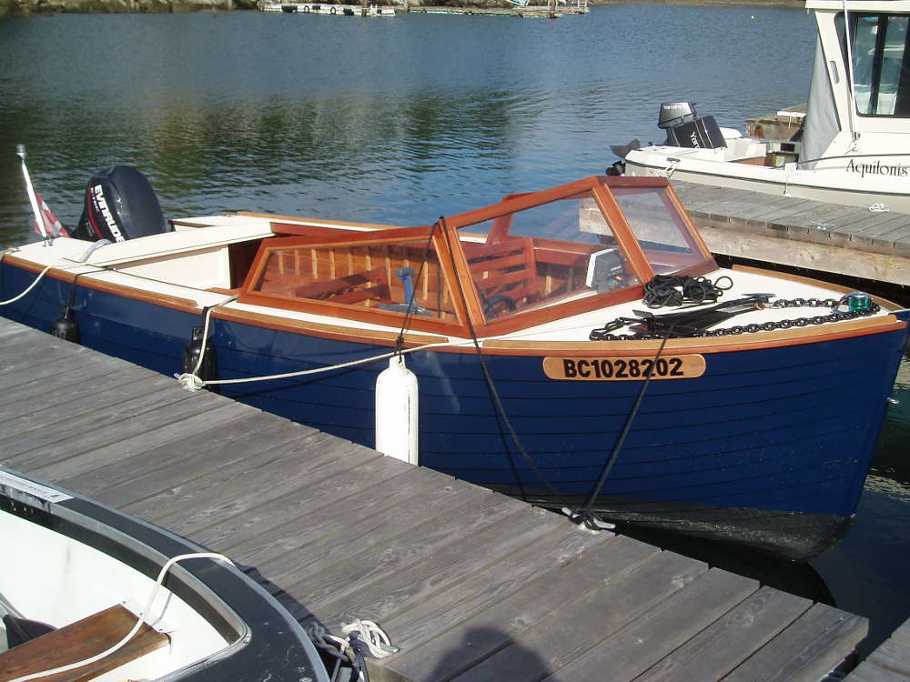 16 Lapstrake Speedboat. Classic Styling, Good Performance ...